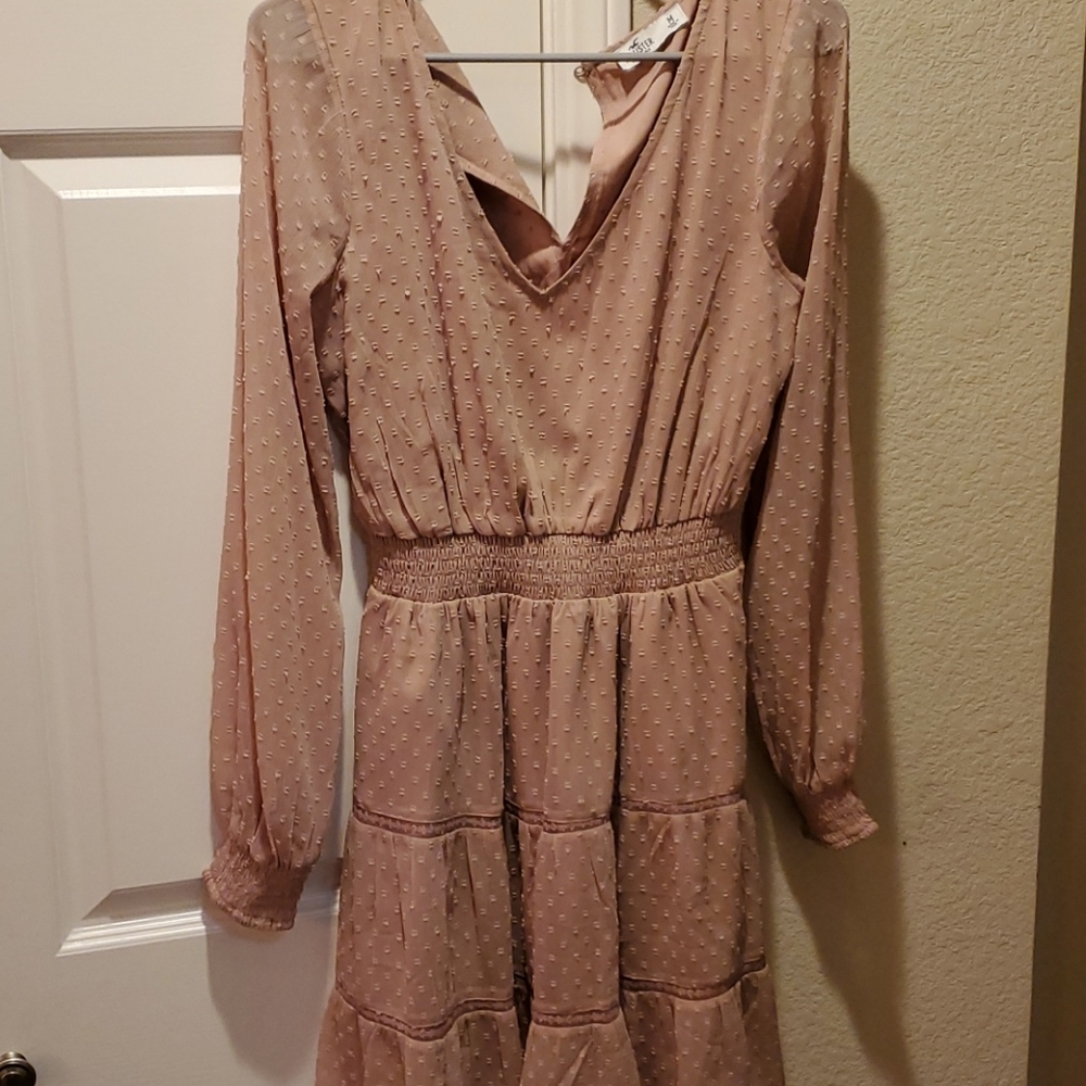 Dress - Picture 6 of 6